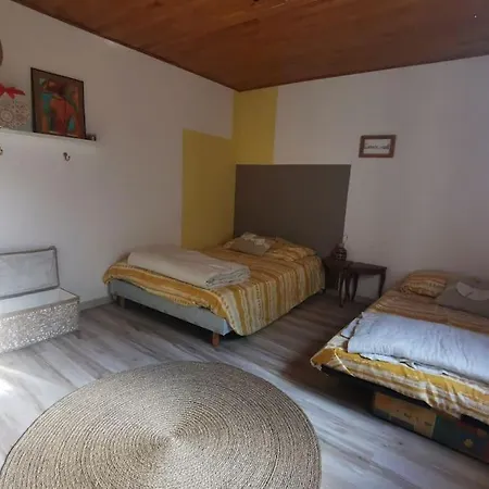 Grande Maison, Piscine Et Poele A Bois , A