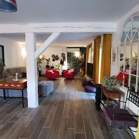 Grande Maison, Piscine Et Poele A Bois , A Soual