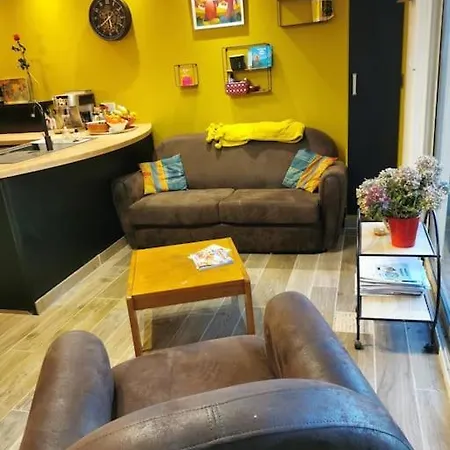 Villa Grande Maison, Piscine Et Poele A Bois , A